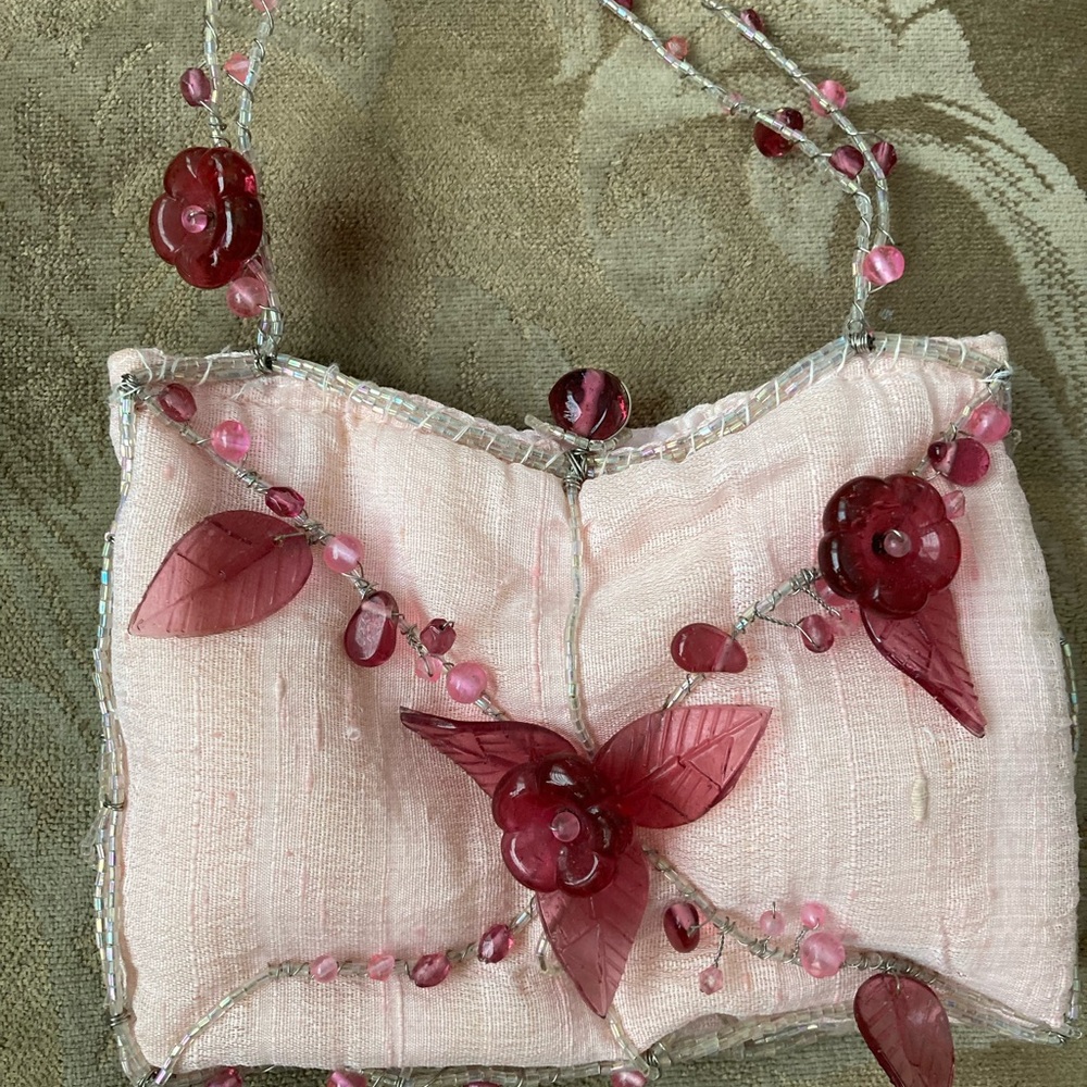 Eyeful beaded purse